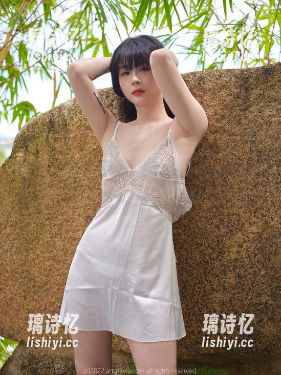 图片中的Jang Joo(장주)跟酒吞童子女仆的结合，似乎还有一丝不经意的俏皮。